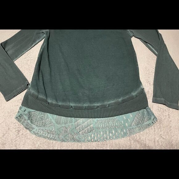 𝅺MALOKA (made in Portugal) gorgeous top size medium. Excellent condition. - Picture 5 of 8